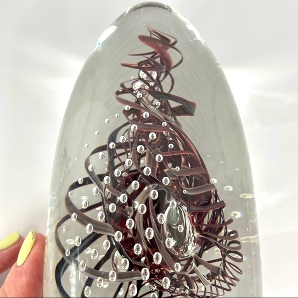 Vintage 1996 Henry Summa Large Egg Glass Paperweight Maroon Ribbon & Bubbles - Picture 7 of 12